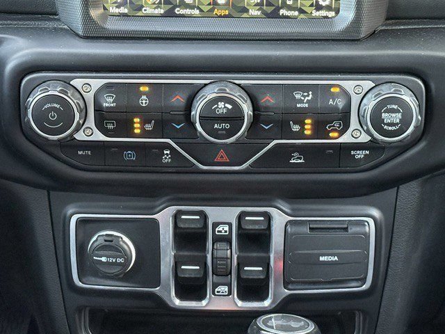 Used 2021 Jeep Wrangler Unlimited Sahara w/ Cold Weather Group AWD/4WD image 22