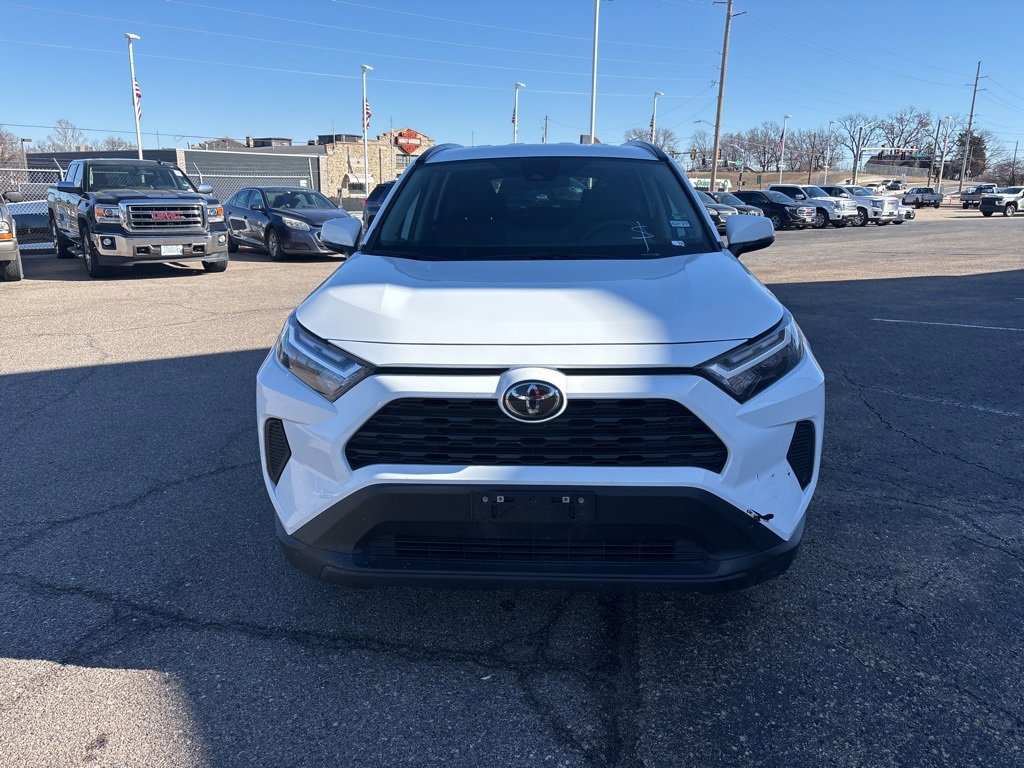 Used 2025 Toyota RAV4 XLE image 6