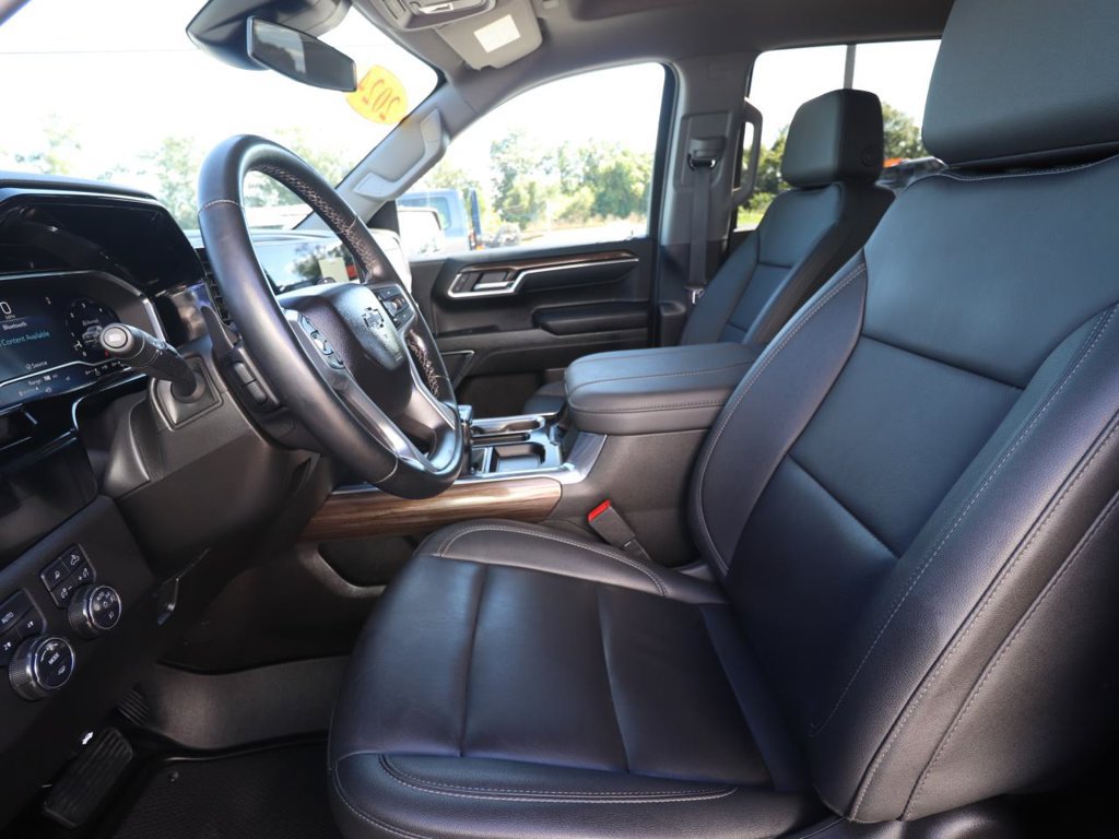 Used 2024 Chevrolet Silverado 1500 RST w/ RST All Star Premium Package AWD/4WD image 2