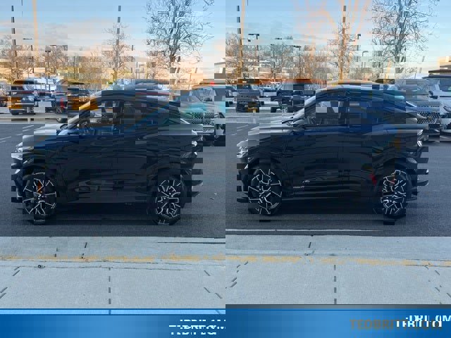 Certified 2025 Ford Mustang Mach-E Premium image 2