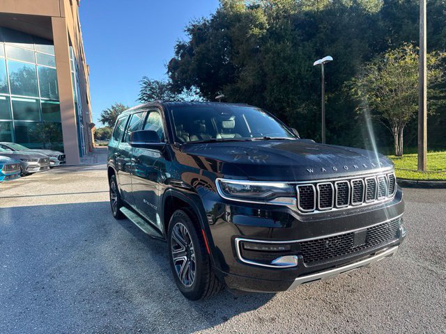 Used 2024 Jeep Wagoneer Series II w/ Flexible Seating Group AWD/4WD image 10