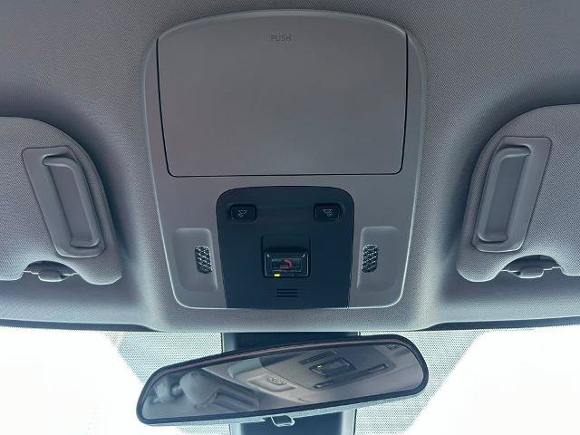 Used 2022 Toyota Camry SE FWD image 19