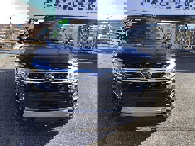 Certified 2023 Ford Expedition Max Limited image 3