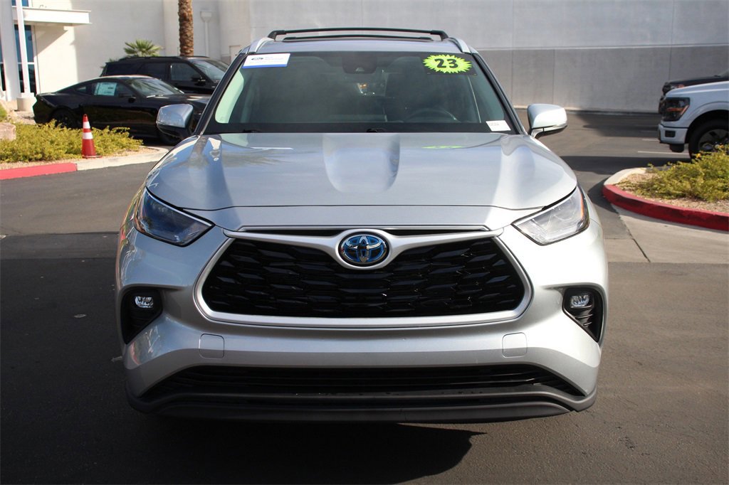 Used 2023 Toyota Highlander XLE image 11