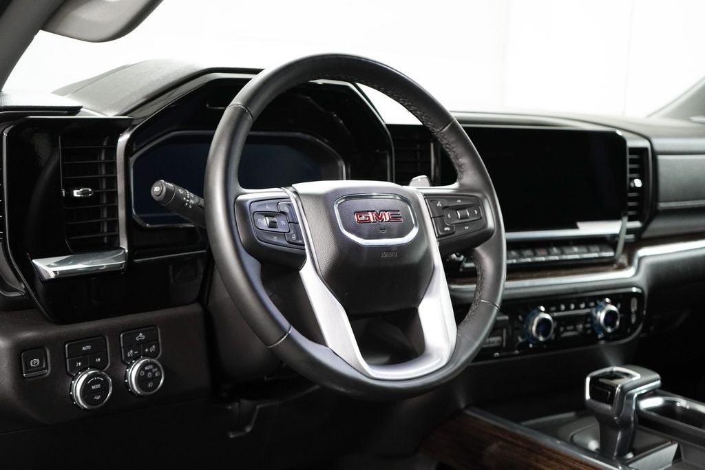 Used 2024 GMC Sierra 1500 Elevation w/ Preferred Package AWD/4WD image 24