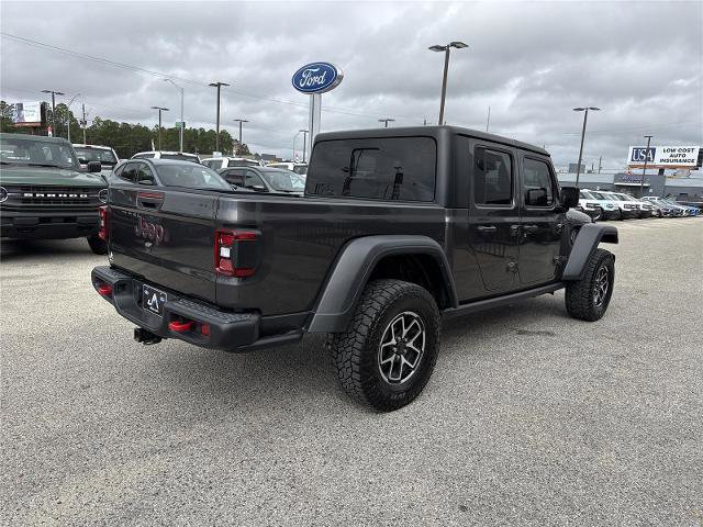 Used 2024 Jeep Gladiator Rubicon w/ Technology Group image 5
