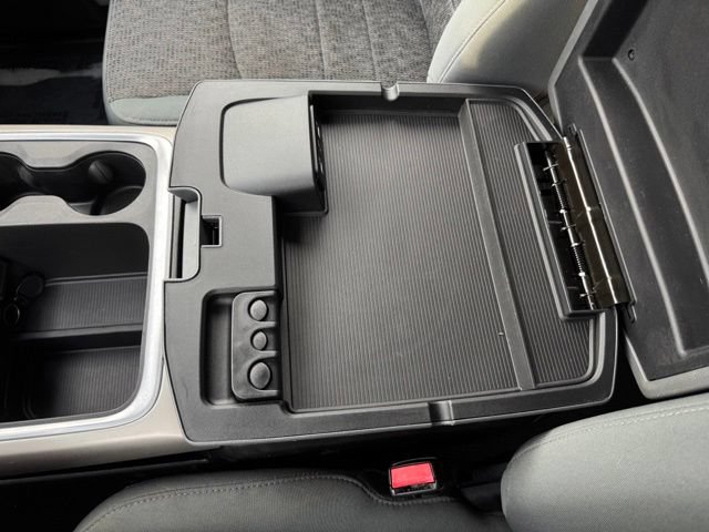 Used 2018 RAM 1500 SLT AWD/4WD image 21