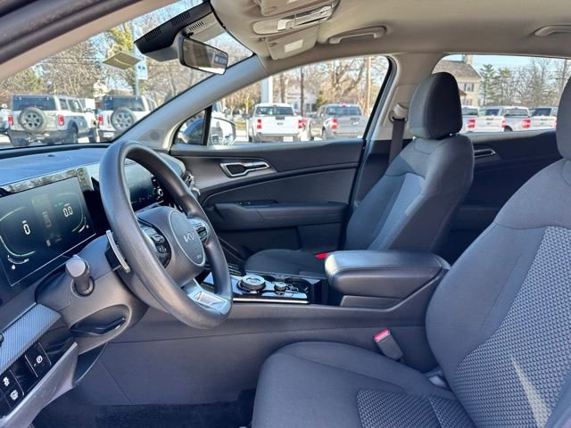 Used 2023 Kia Sportage LX image 37