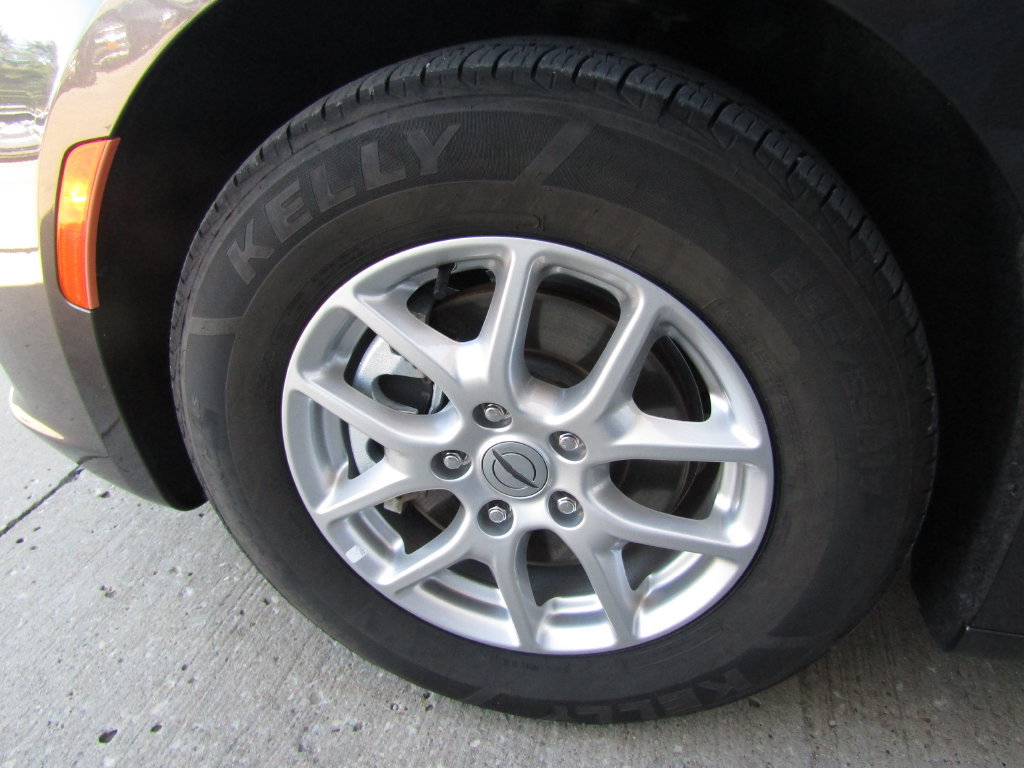 Used 2023 Chrysler Pacifica Touring-L FWD image 29