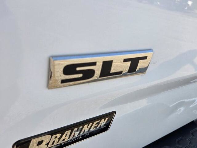 Used 2019 RAM 1500 Classic SLT AWD/4WD image 11