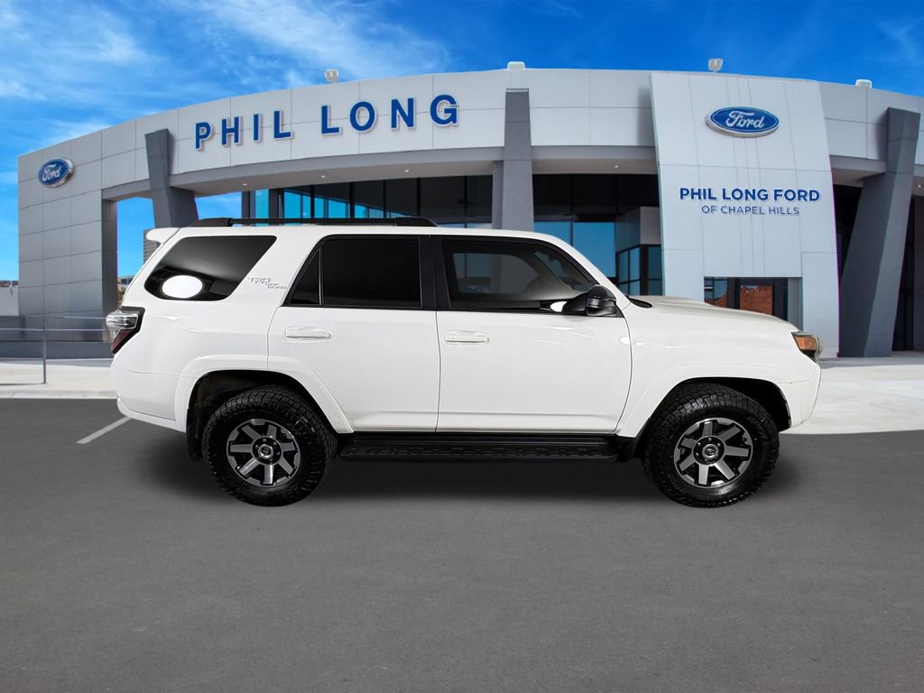 Used 2022 Toyota 4Runner TRD Off-Road AWD/4WD image 6