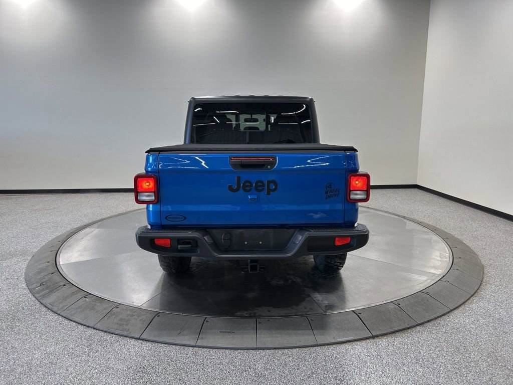 Used 2023 Jeep Gladiator Willys image 4
