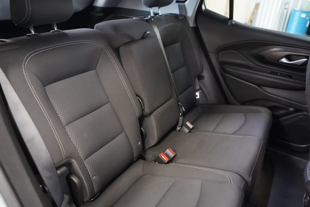 Used 2024 GMC Terrain SLE AWD/4WD image 23