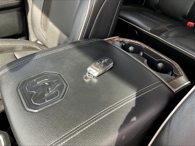 Used 2020 RAM 1500 Laramie AWD/4WD image 33