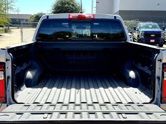 Used 2026 GMC Canyon AT4 w/ Nightfall Essentials Package AWD/4WD image 8