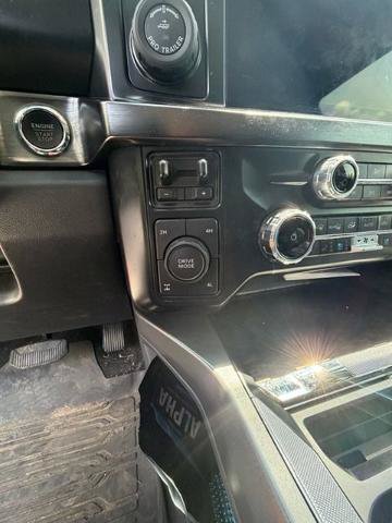 Certified 2023 Ford F250 Lariat w/ Lariat Ultimate Package AWD/4WD image 3