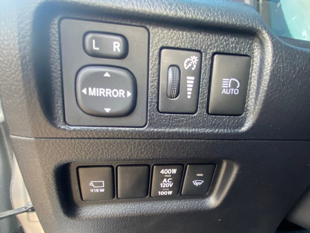 Used 2022 Toyota 4Runner SR5 Premium w/ Moonroof Package image 12
