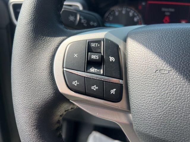 Certified 2024 Ford Explorer XLT w/ Equipment Group 202A image 10