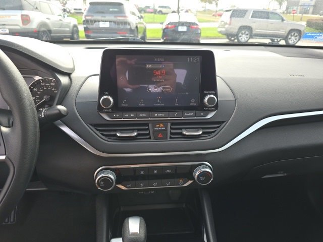 Used 2021 Nissan Altima 2.5 SV image 21