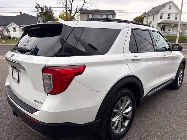 Certified 2023 Ford Explorer XLT w/ Equipment Group 202A AWD/4WD image 6