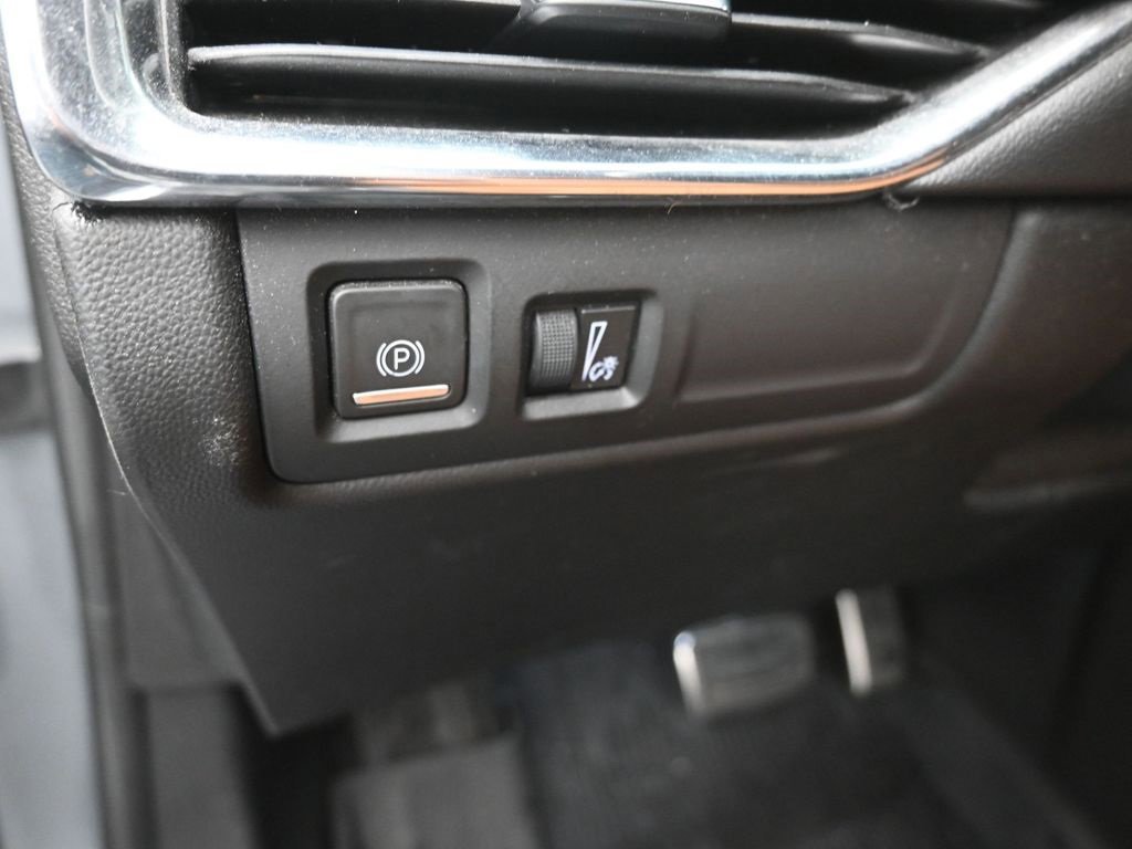 Used 2023 Cadillac XT4 Sport image 19