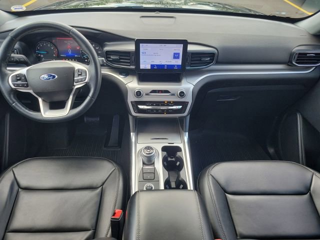 Certified 2022 Ford Explorer XLT w/ Equipment Group 202A AWD/4WD image 29