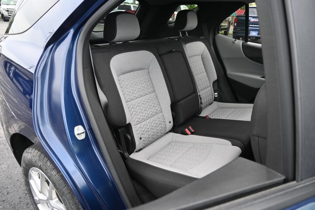 Used 2022 Chevrolet Equinox LS AWD/4WD image 24