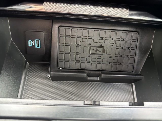 Certified 2023 Ford F150 Lariat w/ Equipment Group 502A High image 21