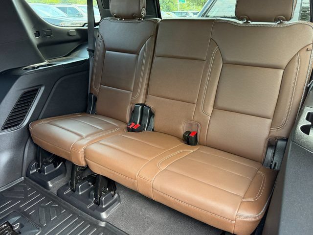 Used 2023 Chevrolet Tahoe High Country AWD/4WD image 40