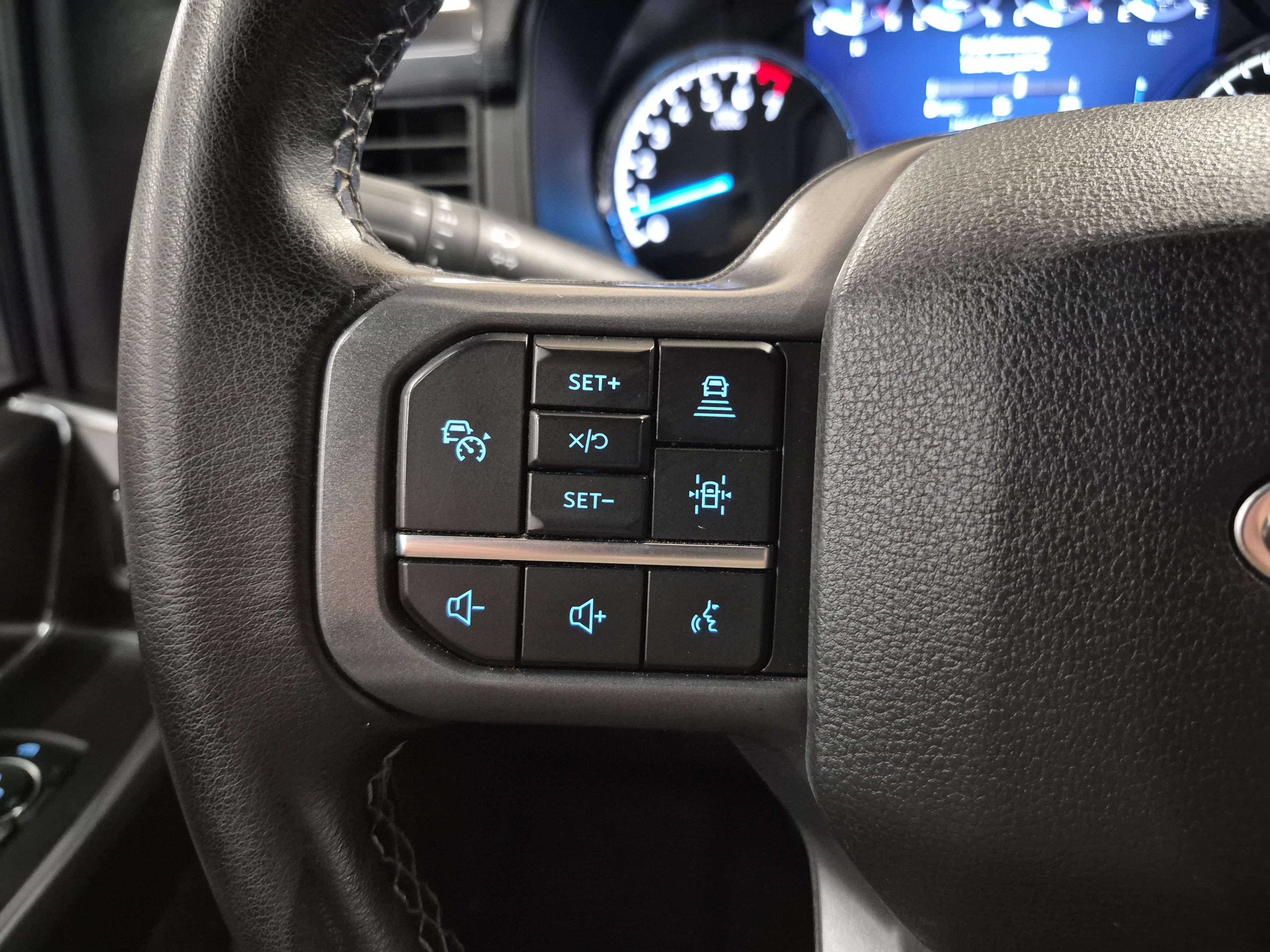 Certified 2023 Ford F150 XLT w/ Equipment Group 302A High AWD/4WD image 27
