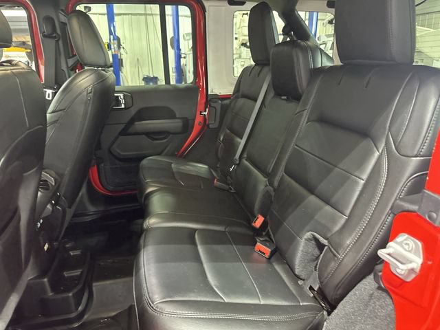 Used 2021 Jeep Wrangler Unlimited Sahara AWD/4WD image 30