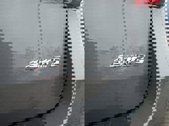 Certified 2023 Ford Explorer XLT w/ Equipment Group 202A image 26