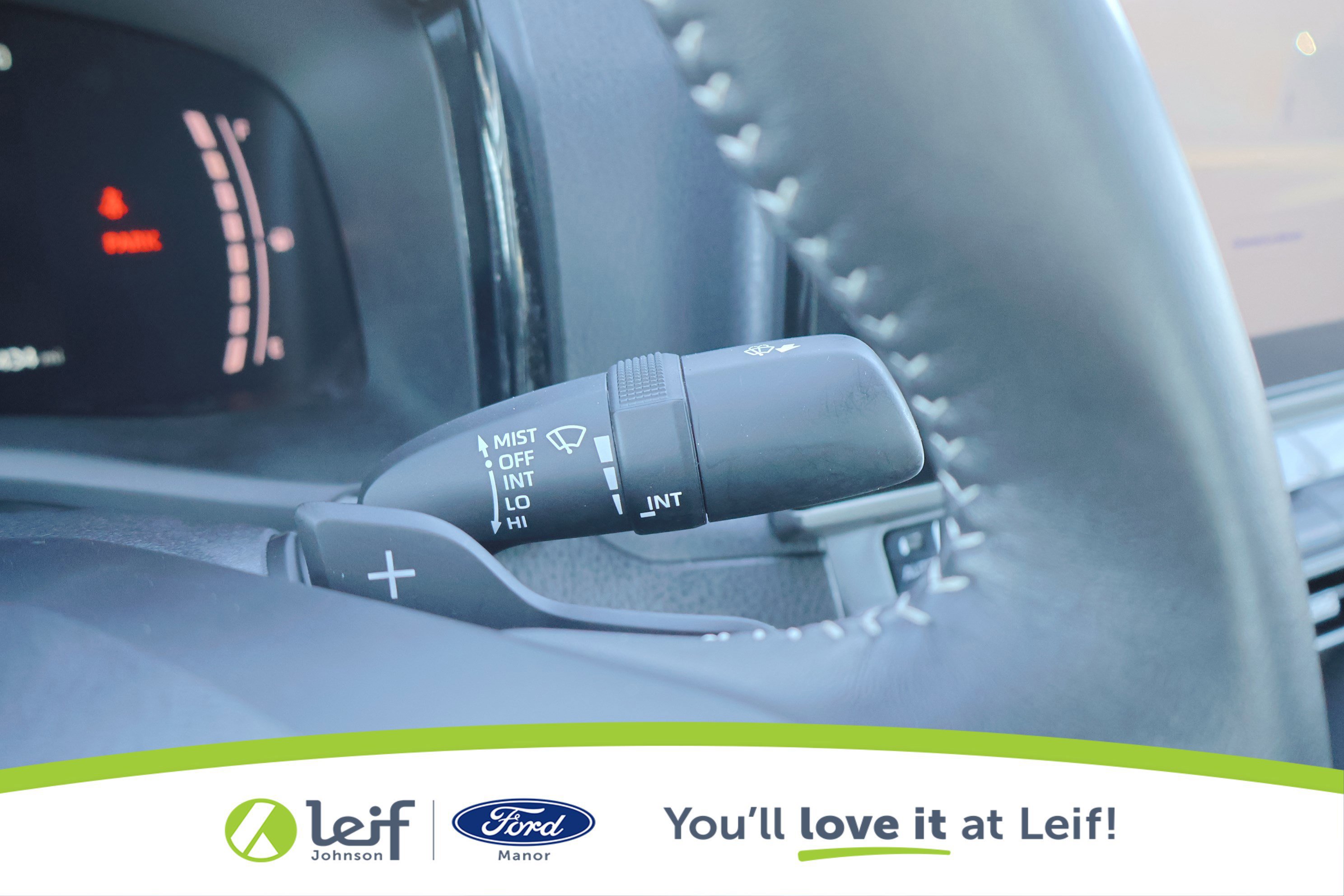 Used 2025 Toyota Camry SE image 19