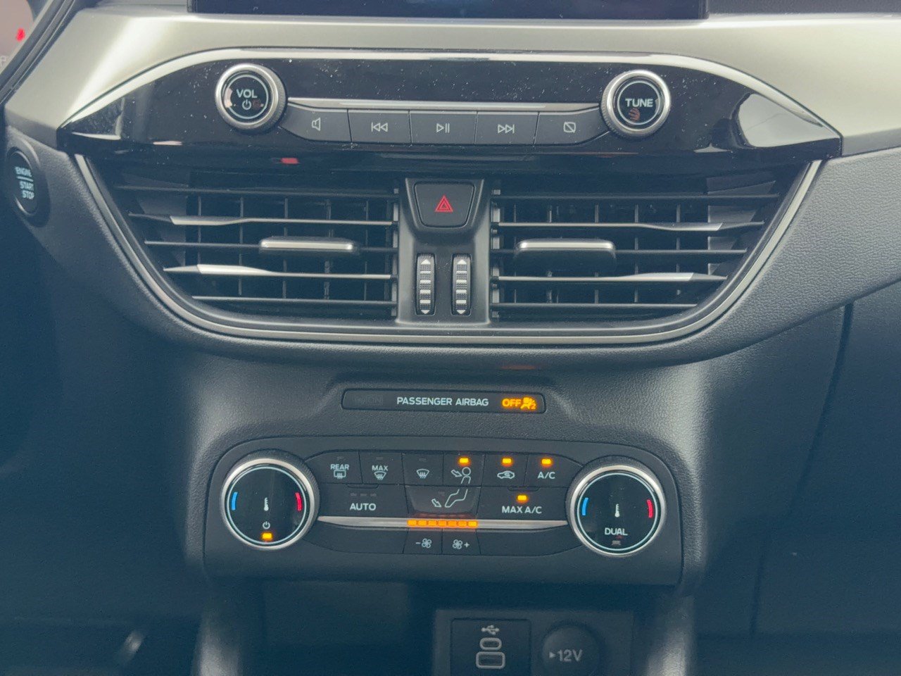 Certified 2025 Ford Escape Active FWD image 22