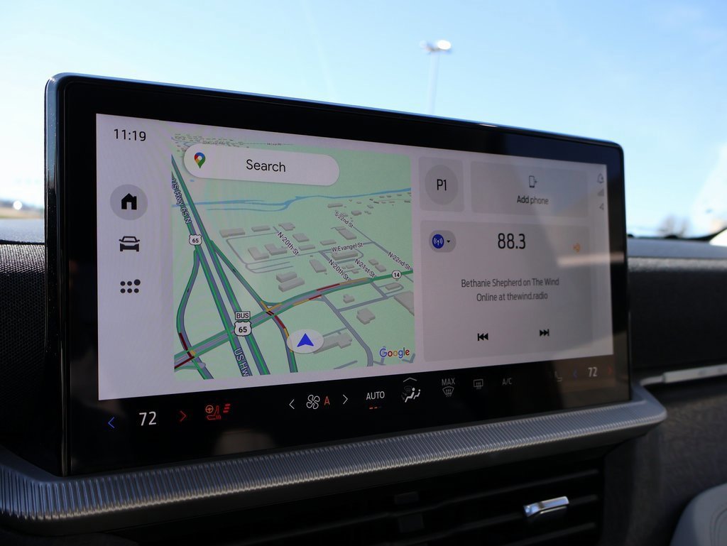 Certified 2025 Ford Explorer Platinum w/ LUX Leather Package image 35