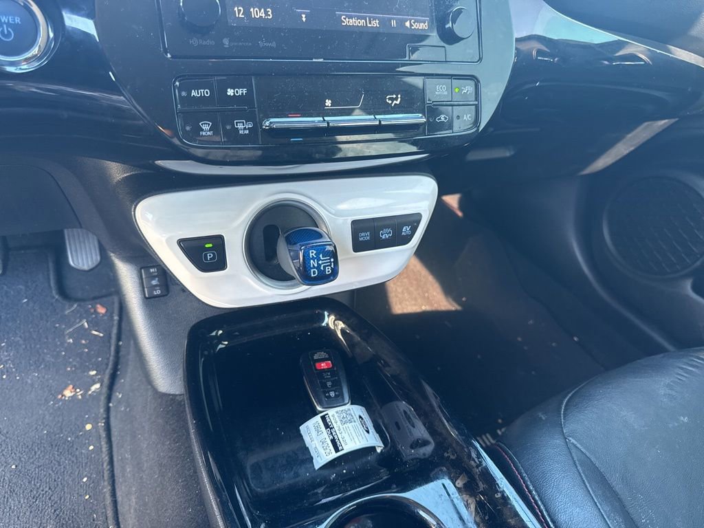 Used 2018 Toyota Prius Prime Plus image 12