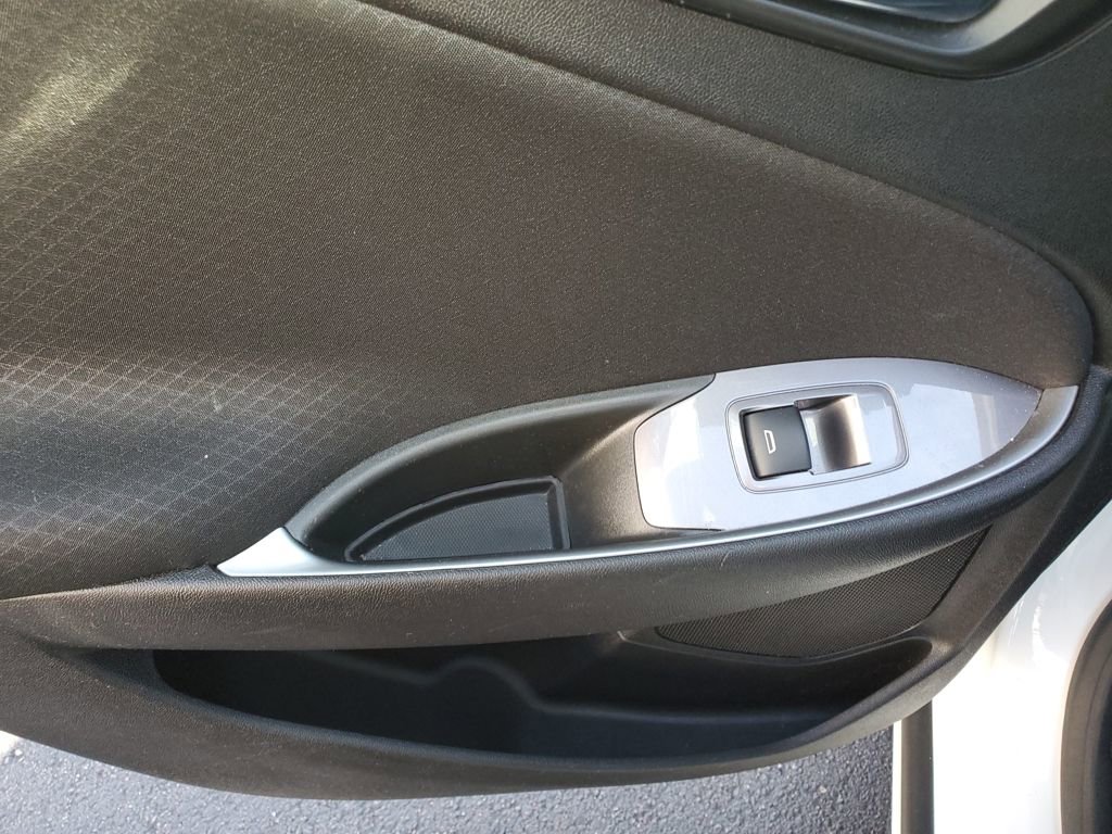 Used 2024 Chevrolet Malibu LT image 10