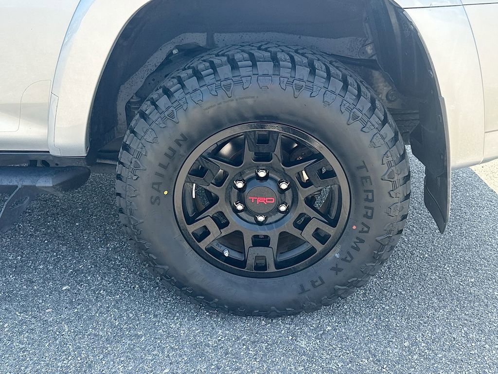 Used 2021 Toyota 4Runner TRD Off-Road AWD/4WD image 24
