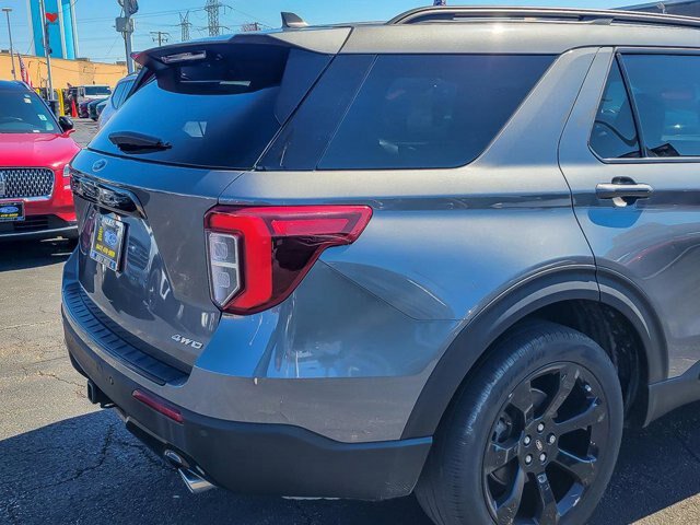 Certified 2023 Ford Explorer ST-Line w/ Class IV Trailer Tow Package AWD/4WD image 9