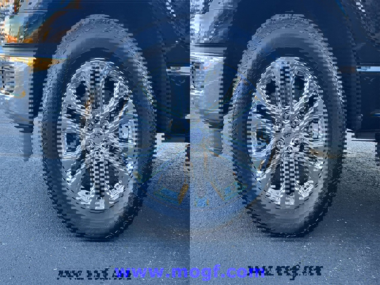 Certified 2025 Ford F150 Lariat w/ Equipment Group 501A Mid image 38