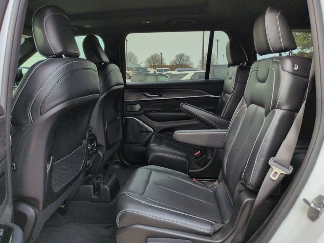 Used 2022 Jeep Grand Cherokee L Overland image 14