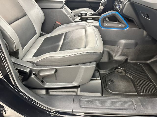 Certified 2022 Ford Bronco Black Diamond image 11