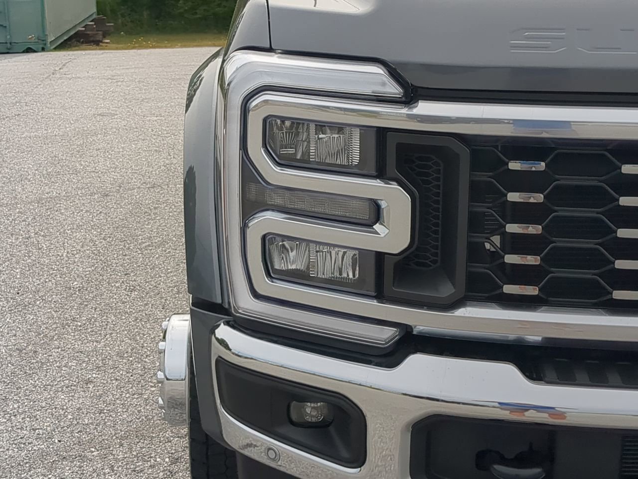 Certified 2025 Ford F450 Lariat w/ Lariat Ultimate Package AWD/4WD image 8