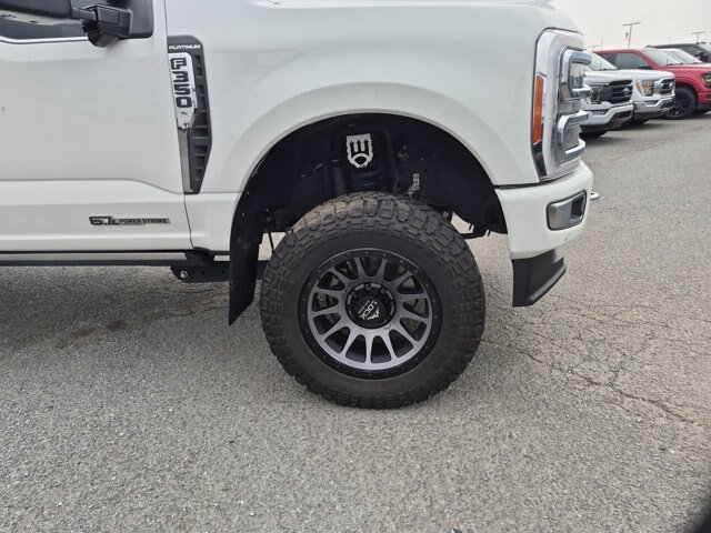 Certified 2023 Ford F350 Platinum AWD/4WD image 11