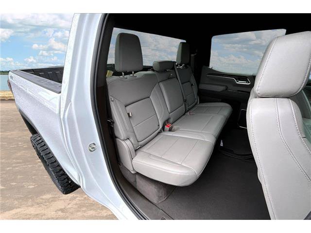 Used 2026 GMC Sierra 1500 SLT AWD/4WD image 28