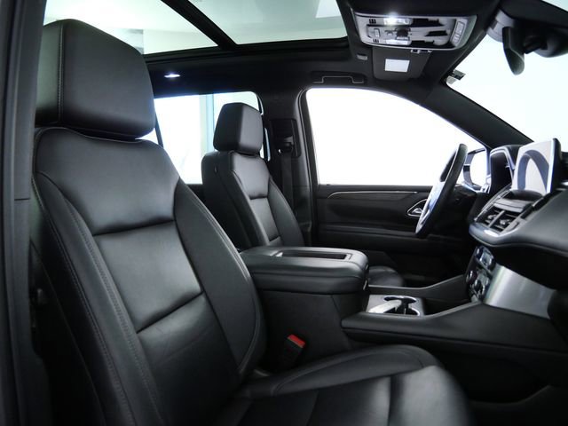 Used 2023 Chevrolet Tahoe Z71 w/ Luxury Package AWD/4WD image 13
