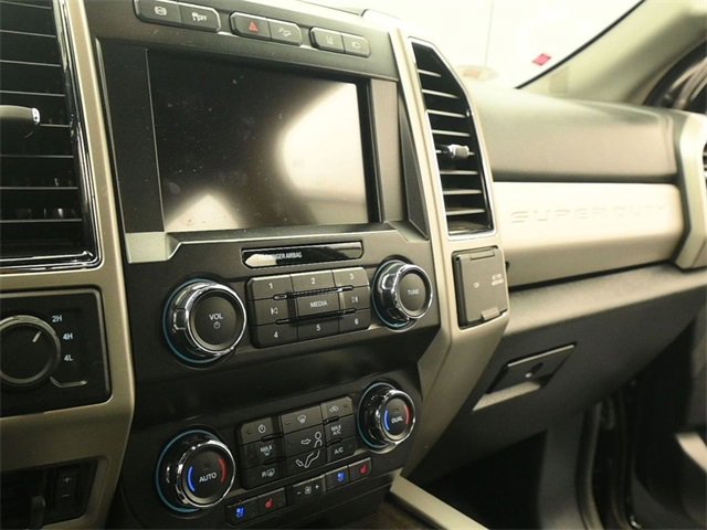 Certified 2021 Ford F250 Lariat w/ Chrome Package image 14