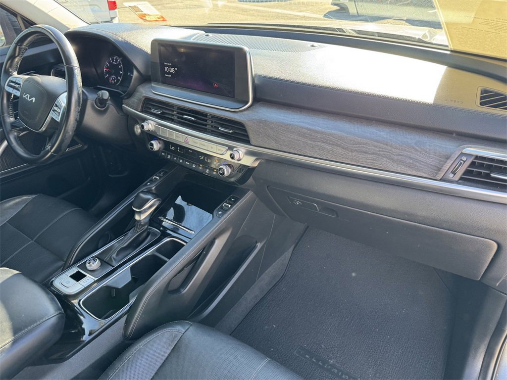 Used 2022 Kia Telluride EX w/ EX Premium Package image 5