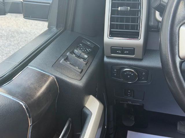 Certified 2022 Ford F350 Lariat AWD/4WD image 16