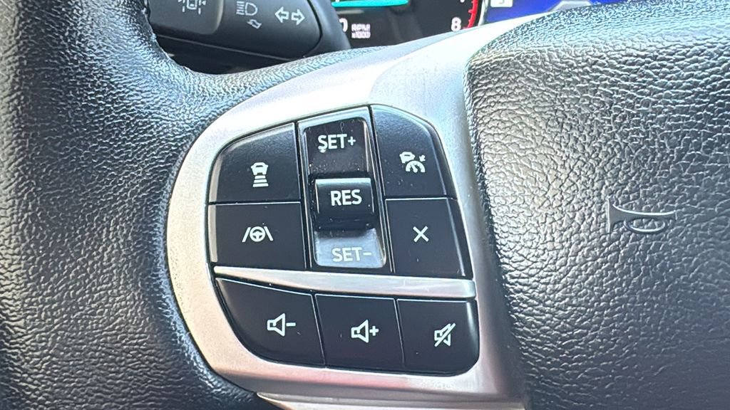 Certified 2023 Ford Explorer Limited w/ Limited Technology Package RWD image 12